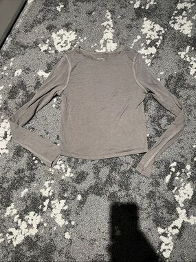 Everyday Ribbed Long Sleeve Tee - Gray